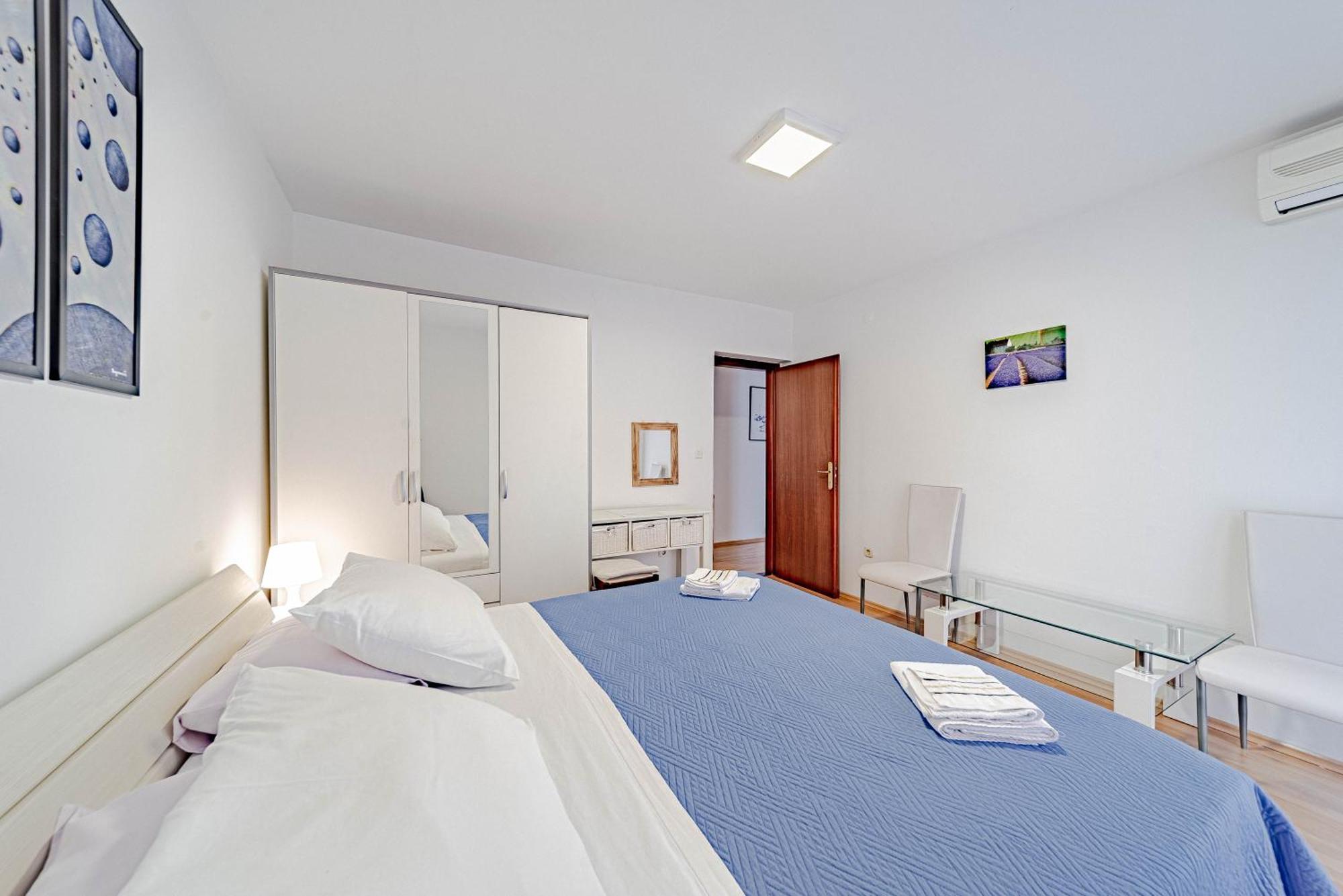 Barcot Apartment