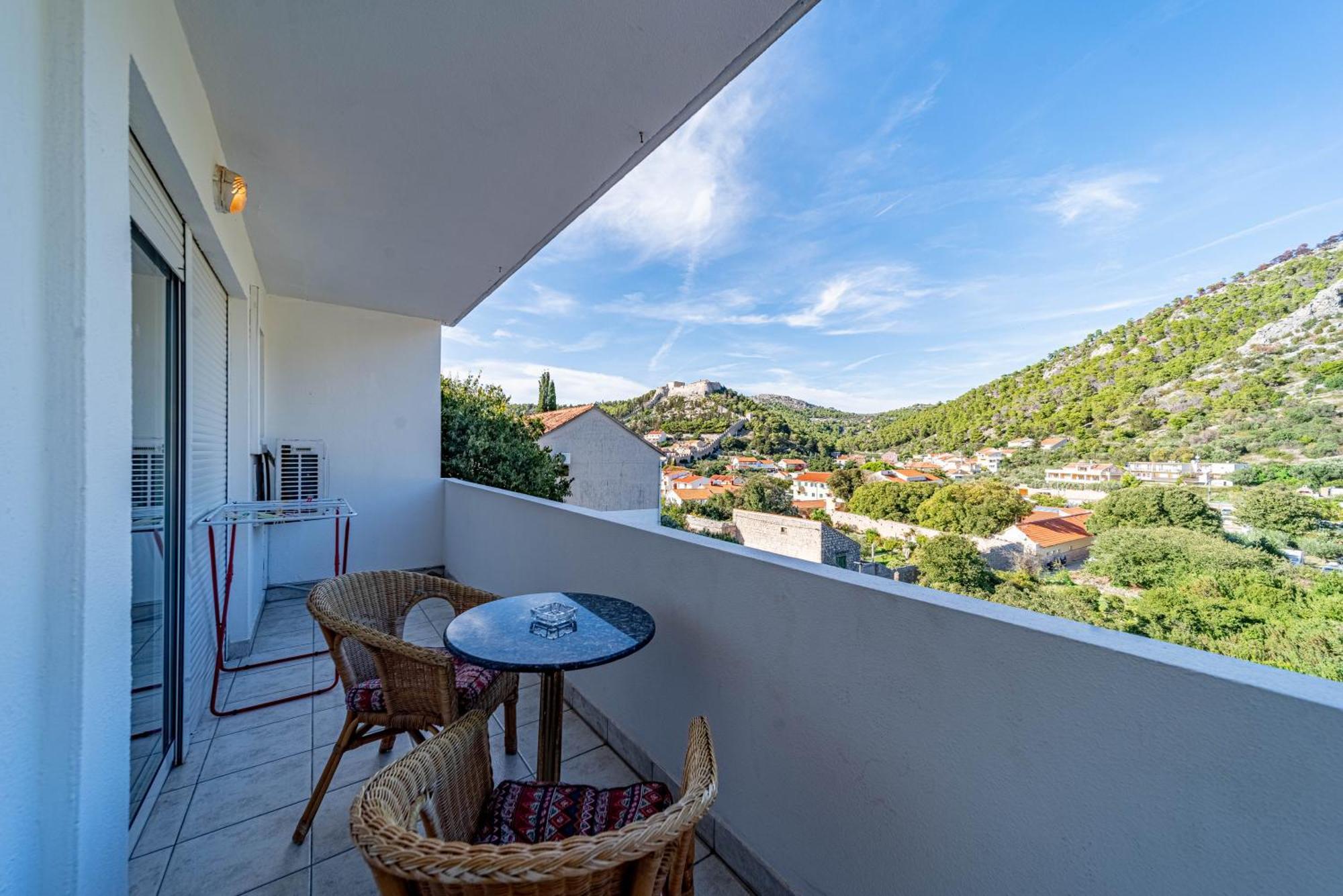 Barcot Apartment