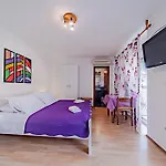 Apartments Barcot