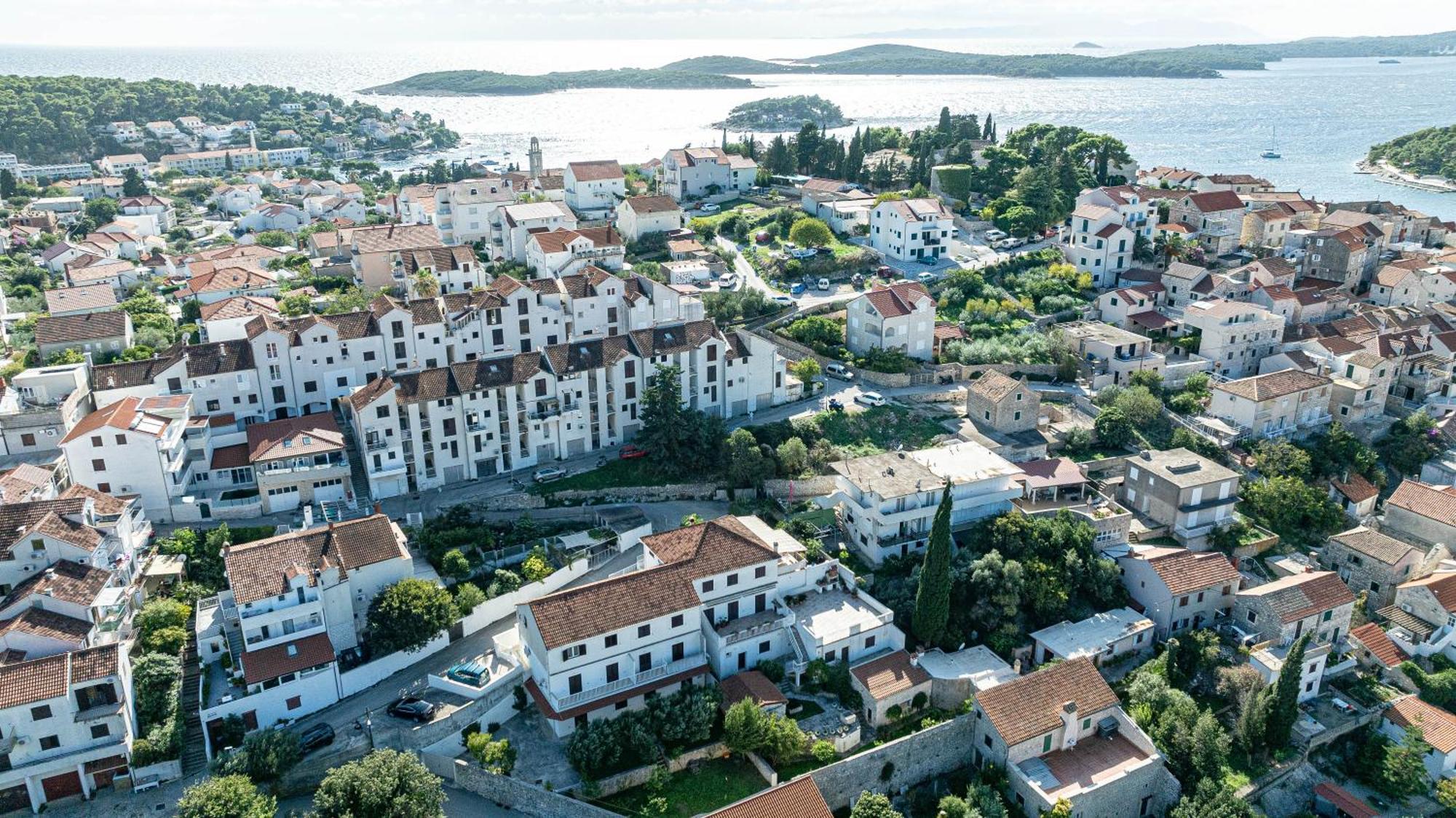 Barcot Hvar Town